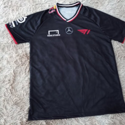 Uniforme - SKT1 2025 